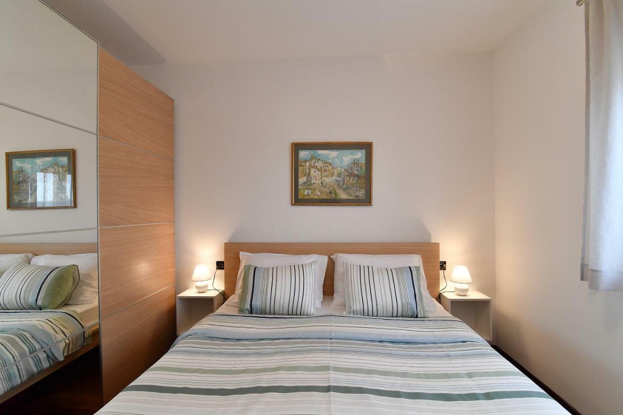 City Penthouse Vita Πούλα Εξωτερικό φωτογραφία
