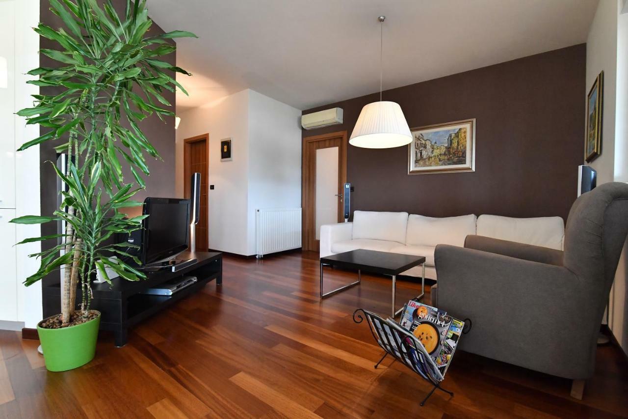 City Penthouse Vita Πούλα Εξωτερικό φωτογραφία