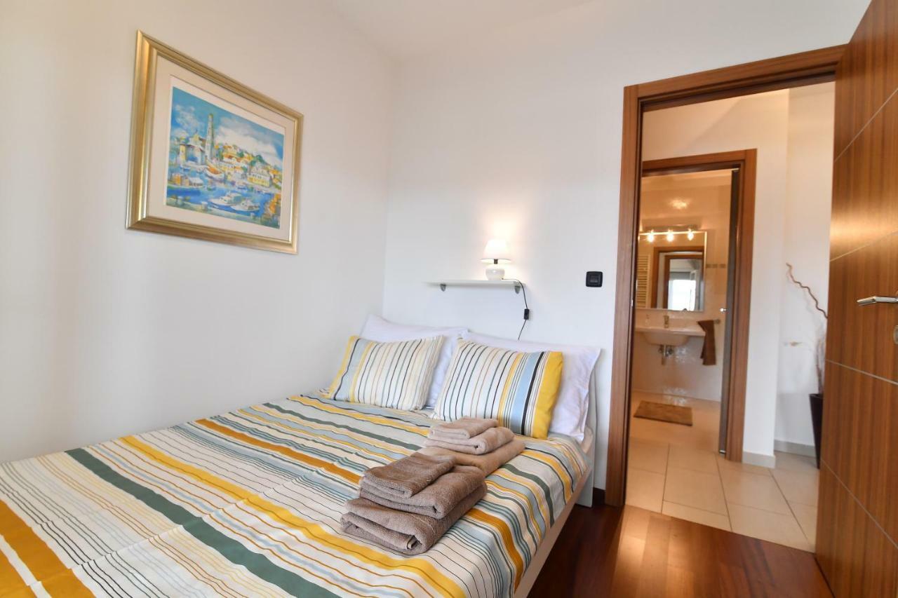 City Penthouse Vita Πούλα Εξωτερικό φωτογραφία