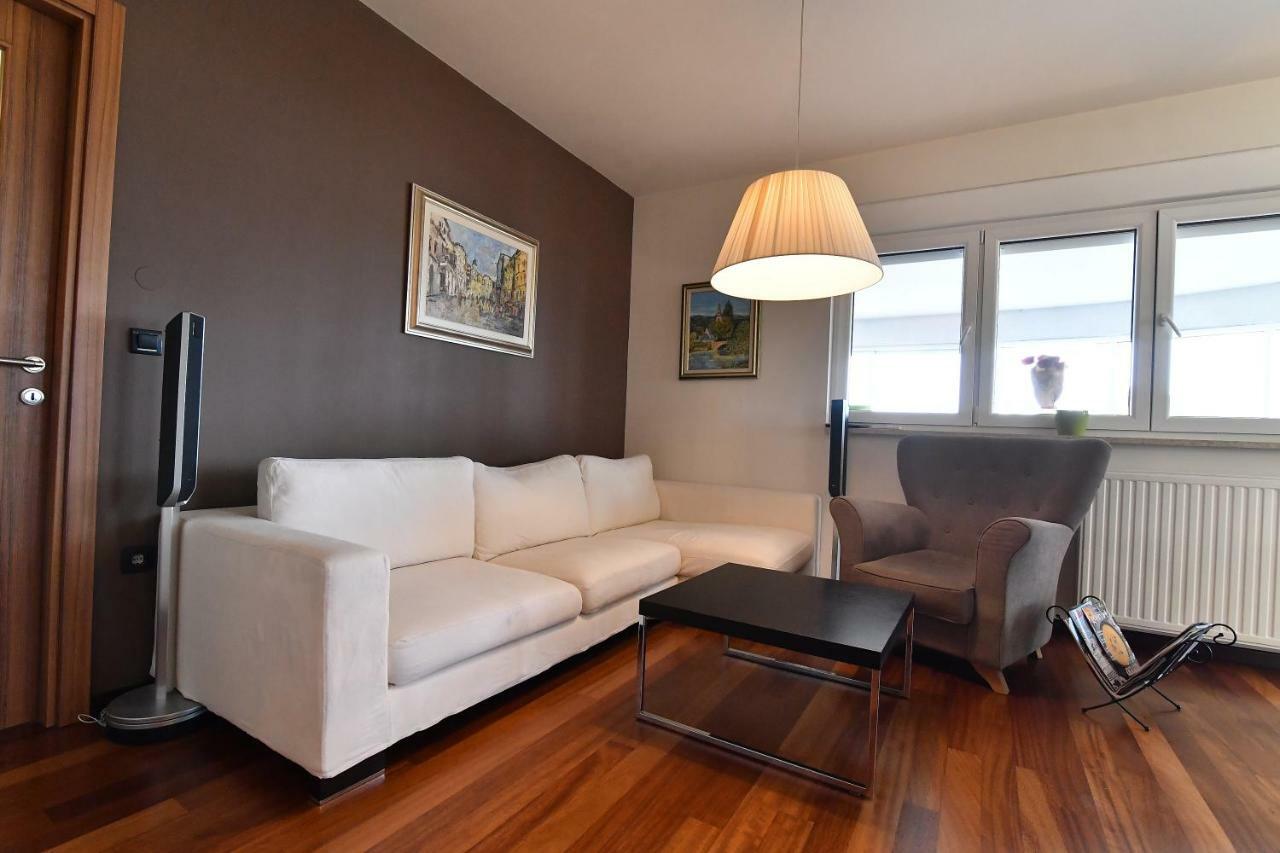 City Penthouse Vita Πούλα Εξωτερικό φωτογραφία